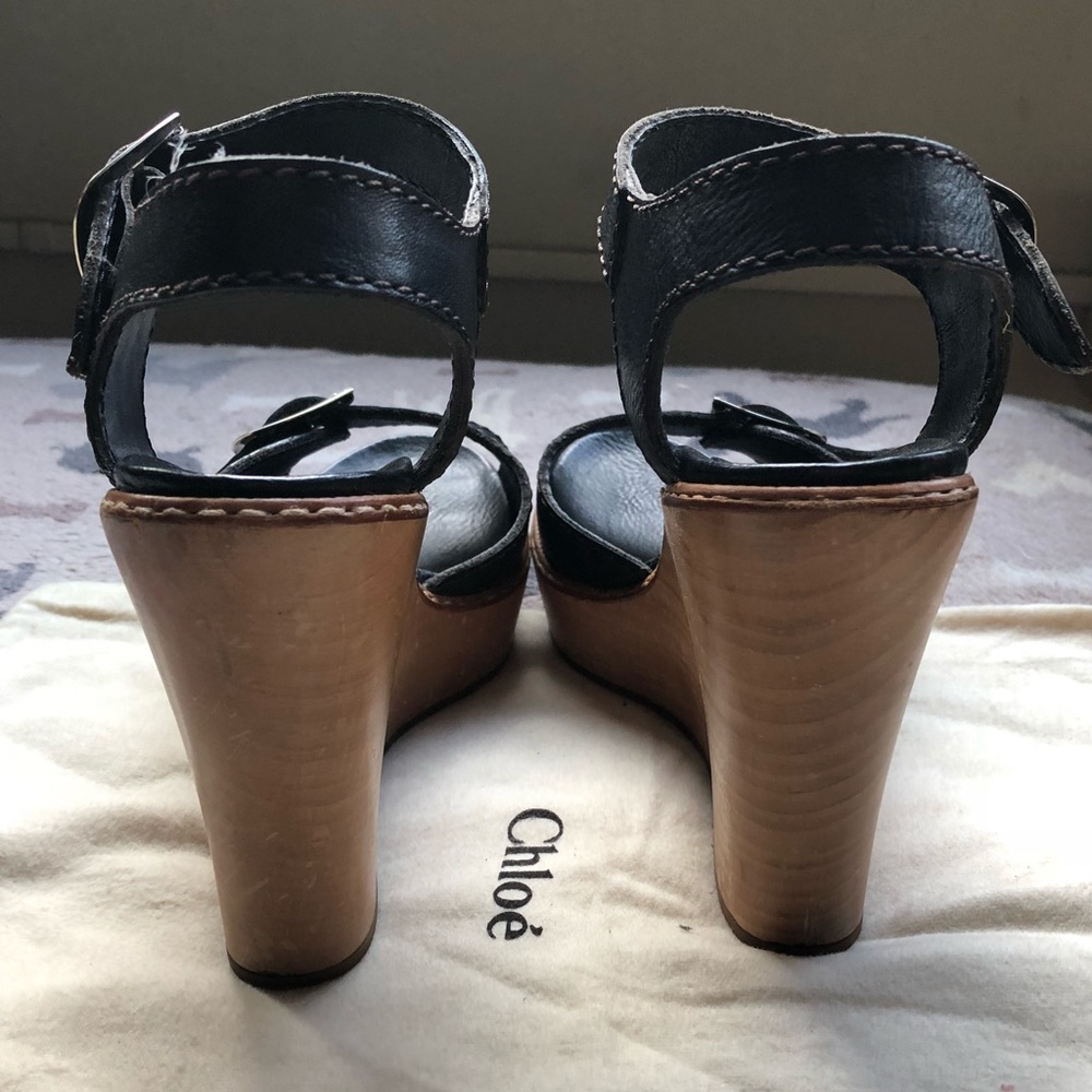 Auth-Chloe Black leather & wooden wedge sandals - Picture 6 of 8